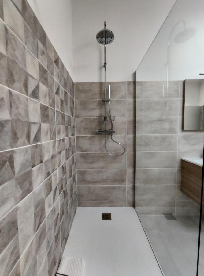 Colormix 3 Etoiles - 95M2 Plein Centre - Ensoleille Climatise Daire Mèze Dış mekan fotoğraf